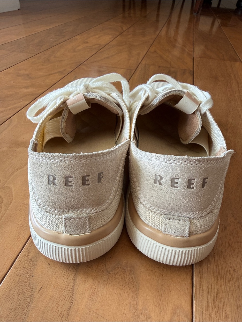 Women’s Reef Neptune shoes sz7 color Vantage